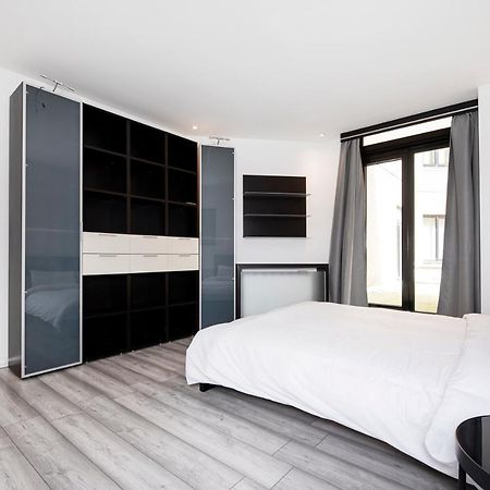 Large And Central 2 Bed Londra Exterior foto