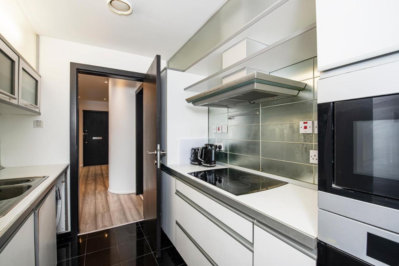Large And Central 2 Bed Londra Exterior foto